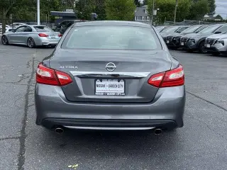 Nissan Altima 2017 2.5 S 4dr Sedán