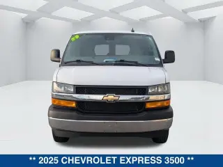 Chevrolet Express 2025 LT 3500 3dr Extended Passenger Van