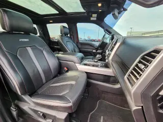 Ford F-150 2018 4x4 Platinum 4dr SuperCrew 5.5 ft. SB