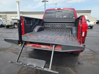 Ford F-150 2018 4x4 Platinum 4dr SuperCrew 5.5 ft. SB