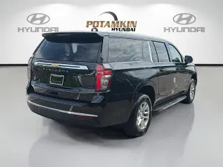 Chevrolet Suburban 2024 4x4 LT 4dr SUV