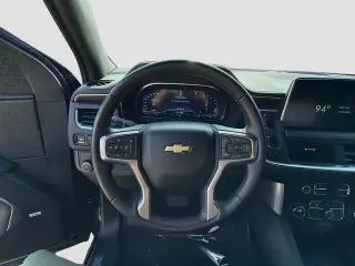 Chevrolet Suburban 2024 4x2 LT 4dr SUV