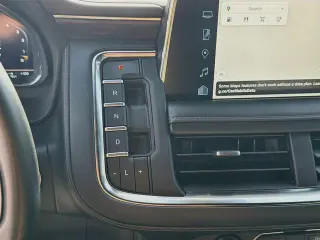 Chevrolet Suburban 2024 4x2 LT 4dr SUV