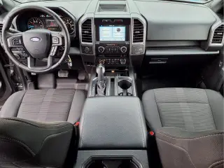 Ford F-150 2016 4x4 Lariat 4 puertas SuperCab 8 pies. LB