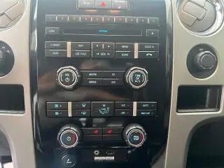 Ford F-150 2011 4x4 FX4 4dr SuperCrew Styleside 5.5 ft. SB