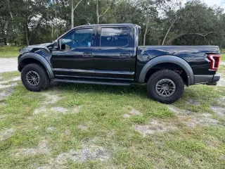 Ford F-150 2019 4x4 Raptor 4dr SuperCrew 5.5 ft. SB