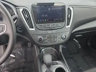 Chevrolet Malibu 2024 LT 4dr Sedán con 1LT