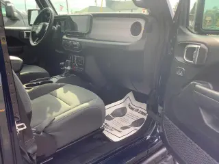 Jeep Gladiator 2025 4x4 Sport 4dr Cabina de Crew 5.0 ft. SB