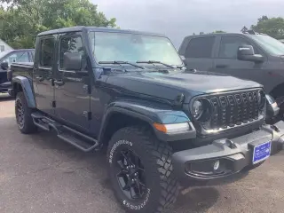 Jeep Gladiator 2025 4x4 Sport 4dr Cabina de Crew 5.0 ft. SB