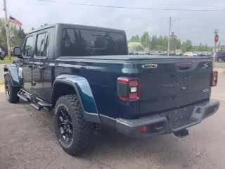 Jeep Gladiator 2025 4x4 Sport 4dr Cabina de Crew 5.0 ft. SB