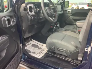 Jeep Gladiator 2025 4x4 Sport 4dr Cabina de Crew 5.0 ft. SB