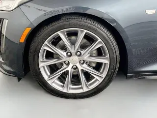 Cadillac CT5 2021 Deporte Sedán 4 puertas