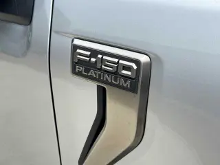 Ford F-150 2023 4x4 Platinum 4dr SuperCrew 5.5 ft. SB