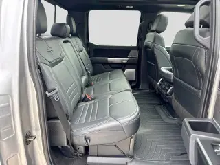 Ford F-150 2023 4x4 Platinum 4dr SuperCrew 5.5 ft. SB