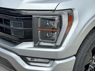 Ford F-150 2023 4x4 Platinum 4dr SuperCrew 5.5 ft. SB