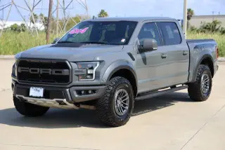 Ford F-150 2020 4x4 Raptor 4dr SuperCrew 5.5 ft. SB