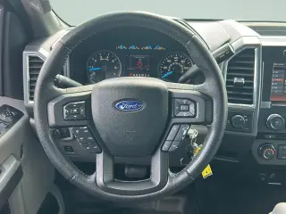 Ford F-150 2015 4x2 XL 4dr SuperCrew 5.5 ft. SB