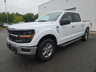 Ford F-150 2025 4x4 XLT 4 puertas SuperCrew 5.5 pies. SB