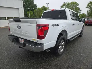 Ford F-150 2025 4x4 XLT 4 puertas SuperCrew 5.5 pies. SB