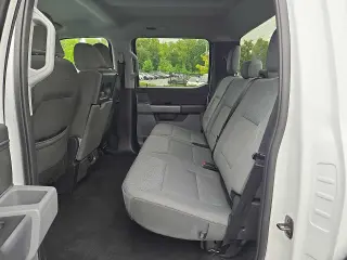 Ford F-150 2025 4x4 XLT 4 puertas SuperCrew 5.5 pies. SB