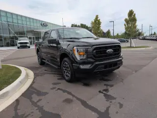 Ford F-150 2023 4x4 XLT 4 puertas SuperCrew 5.5 pies. SB