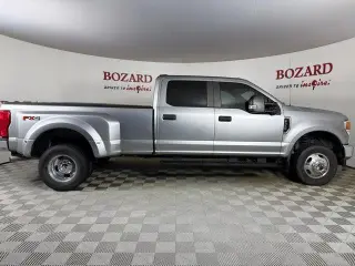Ford F-350 Super Duty 2020 4x4 XL 4dr Crew Cab 8 ft. LB DRW Pickup