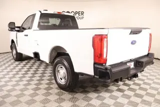 Ford F-250 Super Duty 2026 4x2 XL 2dr Regular Cab 8 ft. LB Pickup