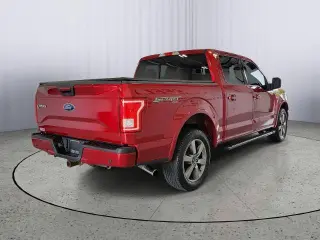 Ford F-150 2017 4x4 XLT 4dr SuperCrew 5.5 ft. SB