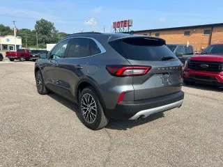 Ford Escape Híbrido Enchufable 2025 PHEV SUV 4 puertas