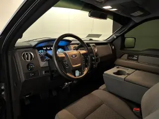 Ford F-150 2012 4x2 XLT 4puertas SuperCrew Styleside 5.5 pies SB