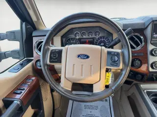 Ford F-350 Super Duty 2016 4x4 King Ranch 4dr Crew Cab 6.8 ft. SB SRW Pickup