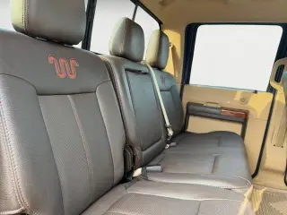 Ford F-350 Super Duty 2016 4x4 King Ranch 4dr Crew Cab 6.8 ft. SB SRW Pickup