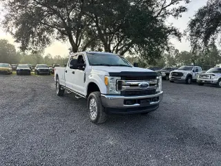 Ford F-250 Super Duty 2017 4x4 XL 4dr Crew Cab 6.8 ft. SB Pickup