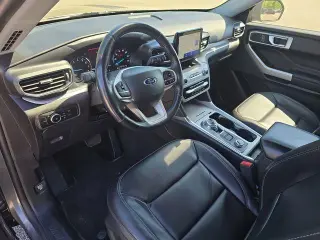 Ford Explorer 2023 AWD XLT SUV de 4 puertas