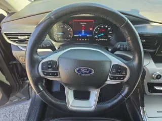 Ford Explorer 2023 AWD XLT SUV de 4 puertas