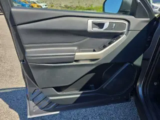 Ford Explorer 2023 AWD XLT SUV de 4 puertas