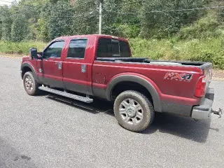 Ford F-250 Super Duty 2016 4x4 Lariat 4dr Crew Cab 6.8 ft. SB Pickup