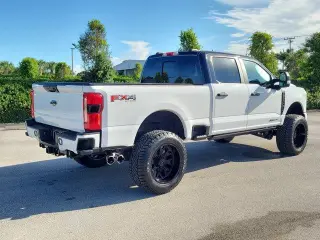 Ford F-250 Super Duty 2023 4x4 XL 4dr Crew Cab 6.8 ft. SB Pickup