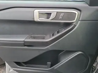 Ford Explorer 2023 Base 4dr SUV
