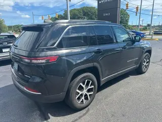 Jeep Grand Cherokee 2024 4x4 Limited SUV de 4 puertas