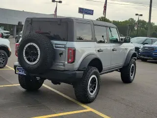 Ford Bronco 2023 4x4 Base Advanced 4dr SUV