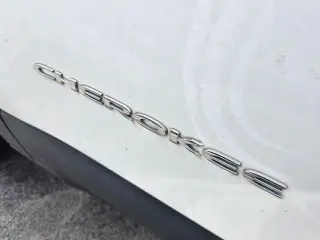 Jeep Cherokee 2022 Latitude Lux SUV 4 puertas