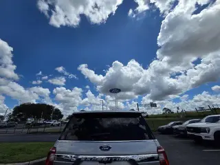 Ford Expedition 2020 4x4 XLT 4dr SUV