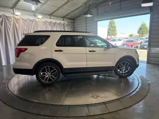 Ford Explorer AWD Sport de 4 puertas SUV 2017