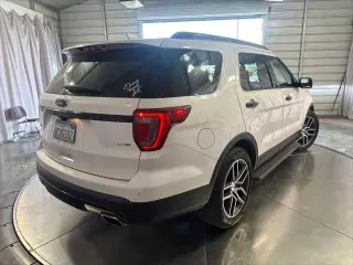 Ford Explorer AWD Sport de 4 puertas SUV 2017