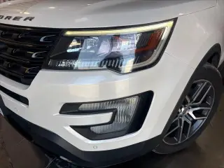 Ford Explorer AWD Sport de 4 puertas SUV 2017