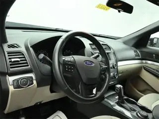 Ford Explorer 2019 AWD Base 4puj SUV