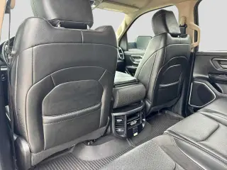 Ram 1500 2019 4x4 Laramie 4dr Crew Cab 5.6 ft. SB Pickup