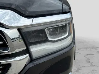 Ram 1500 2019 4x4 Laramie 4dr Crew Cab 5.6 ft. SB Pickup