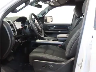Ram 1500 2025 4x4 Big Horn Cabina de Tripulación 4 Puertas Cajón de Carga de 5.6 pies Pick-up